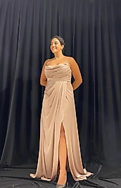 Göğsü İşleme Detaylı İçi Mini Uzun Saten Elbise