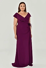 V Yaka Yırtmaçlı Krep Uzun Elbise